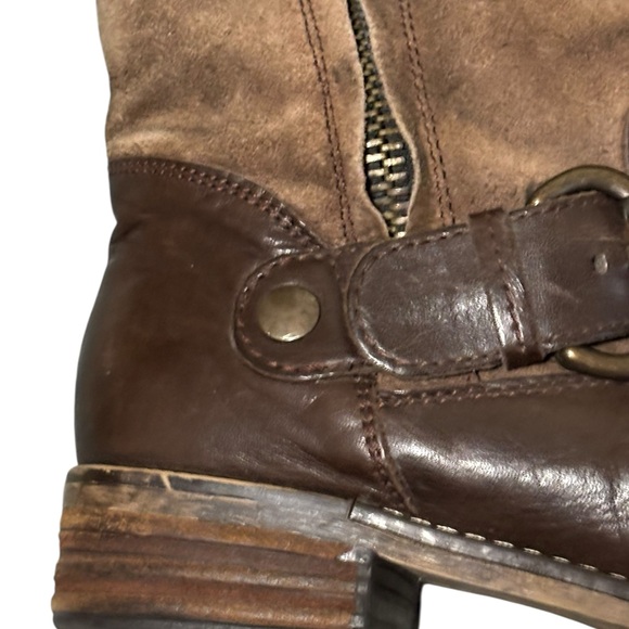 Clarks Majorca Isle Brown Leather and Suede Moto Boots - Picture 6 of 10